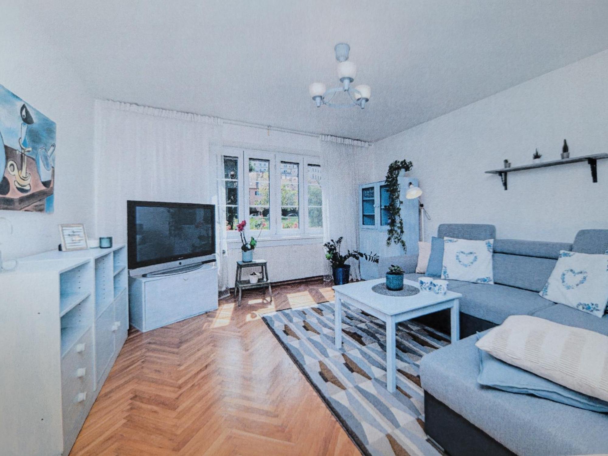 Chateau View Apartment Микулов Экстерьер фото